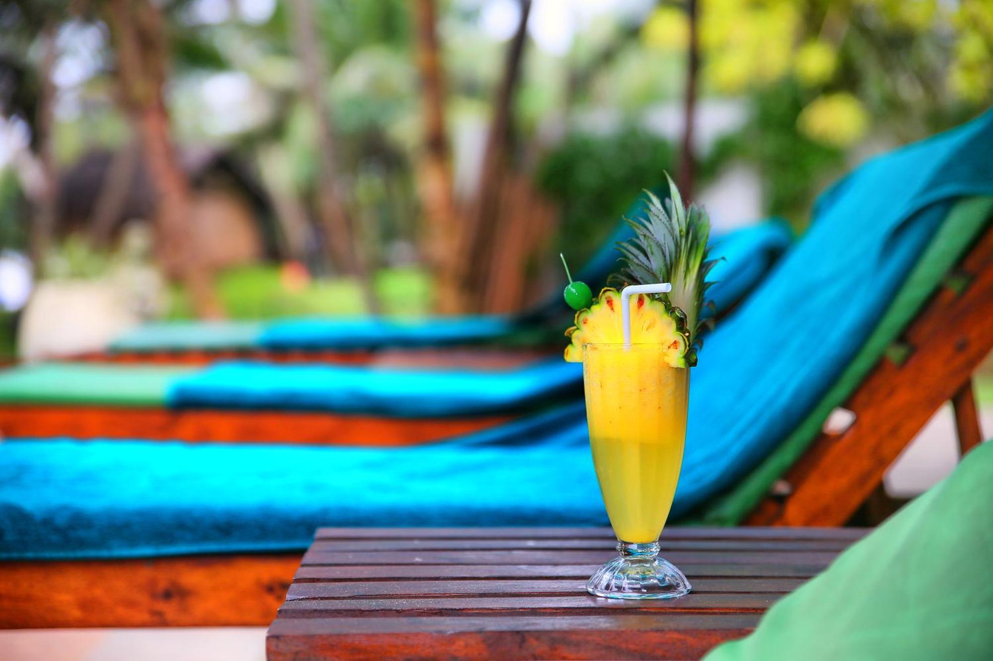 Rockside Beach Resort Bentota Extérieur photo