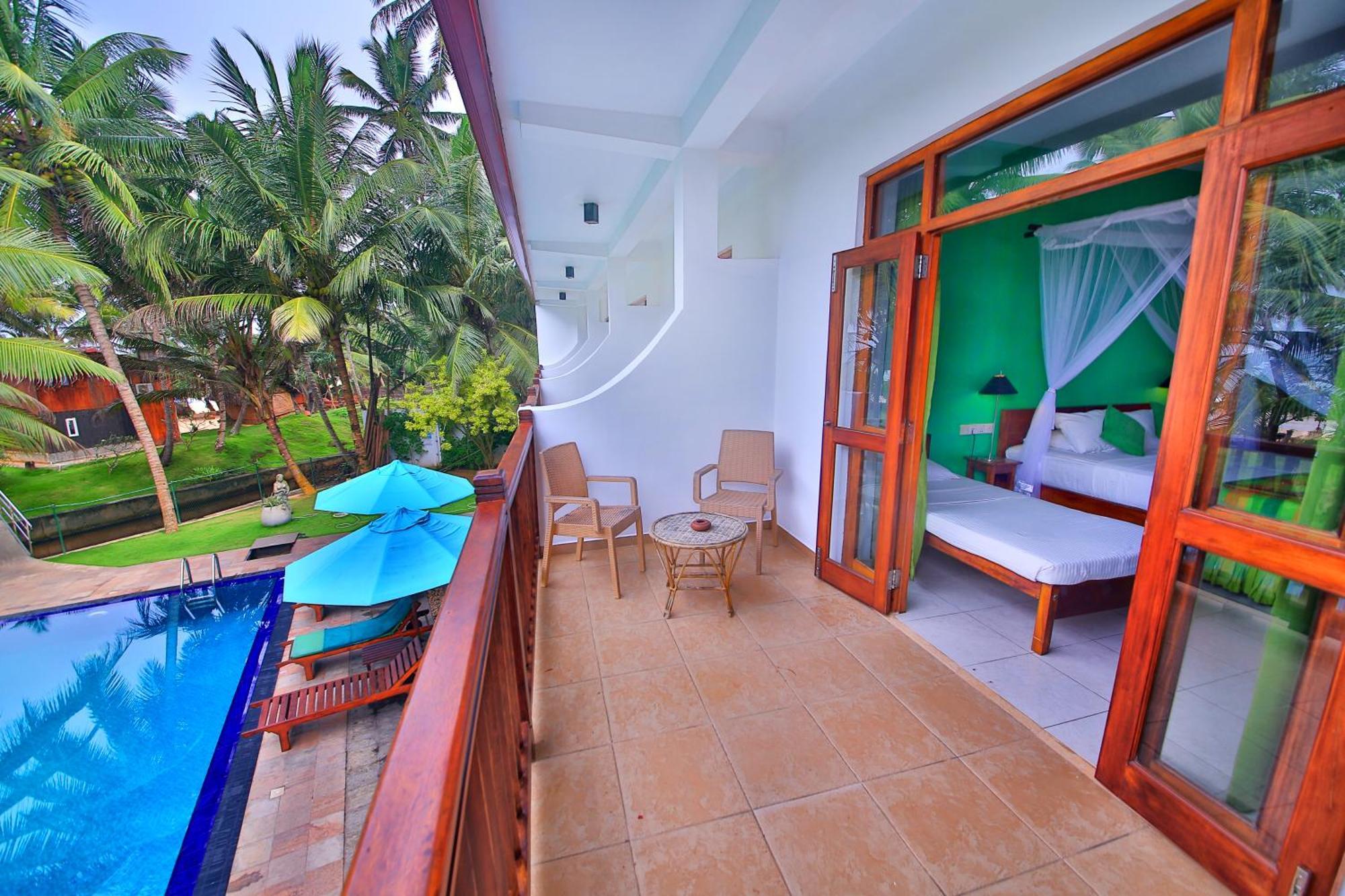 Rockside Beach Resort Bentota Extérieur photo