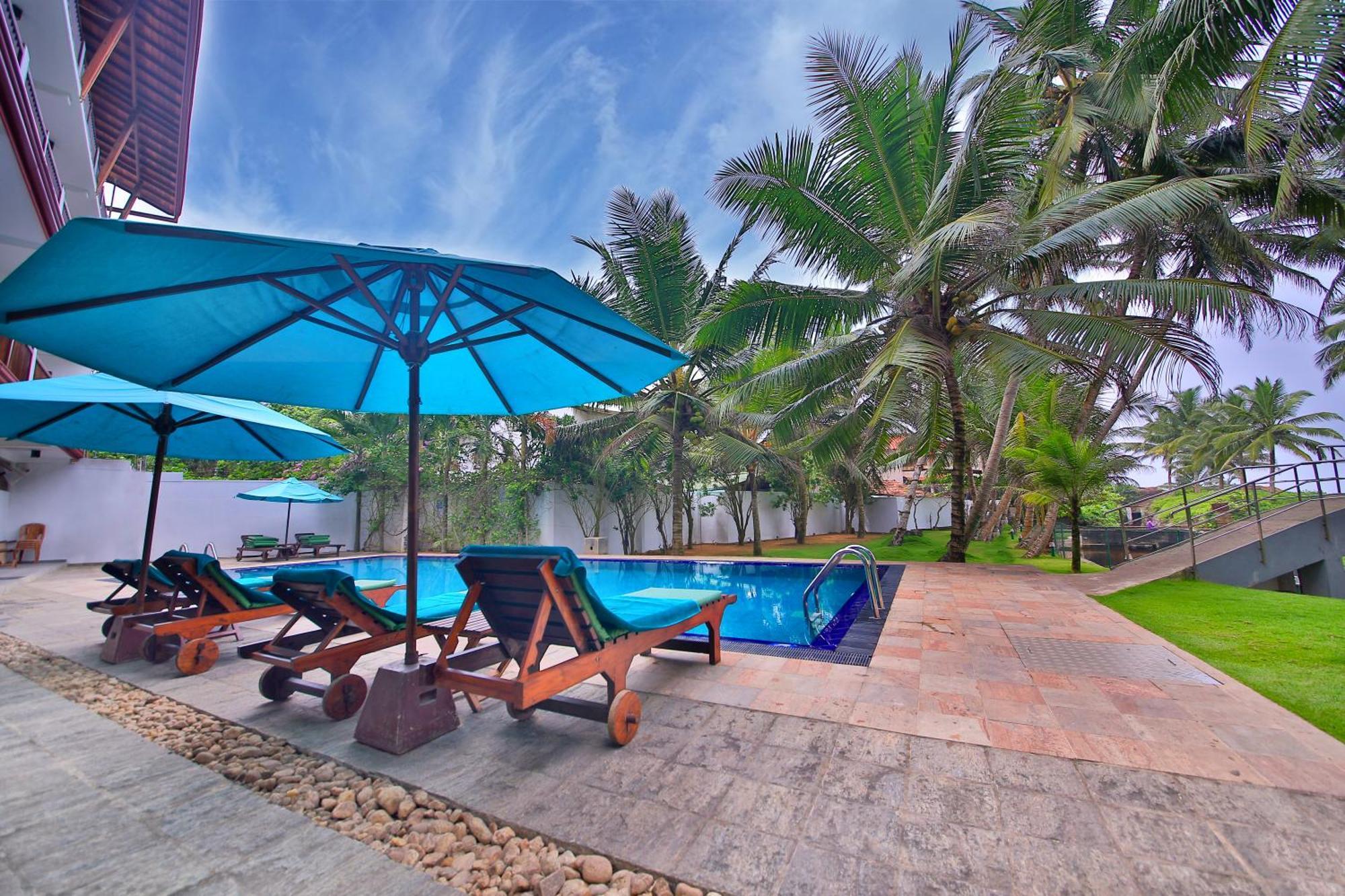 Rockside Beach Resort Bentota Extérieur photo