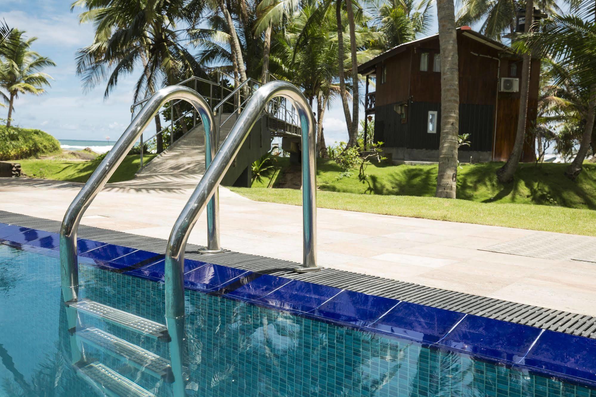 Rockside Beach Resort Bentota Extérieur photo